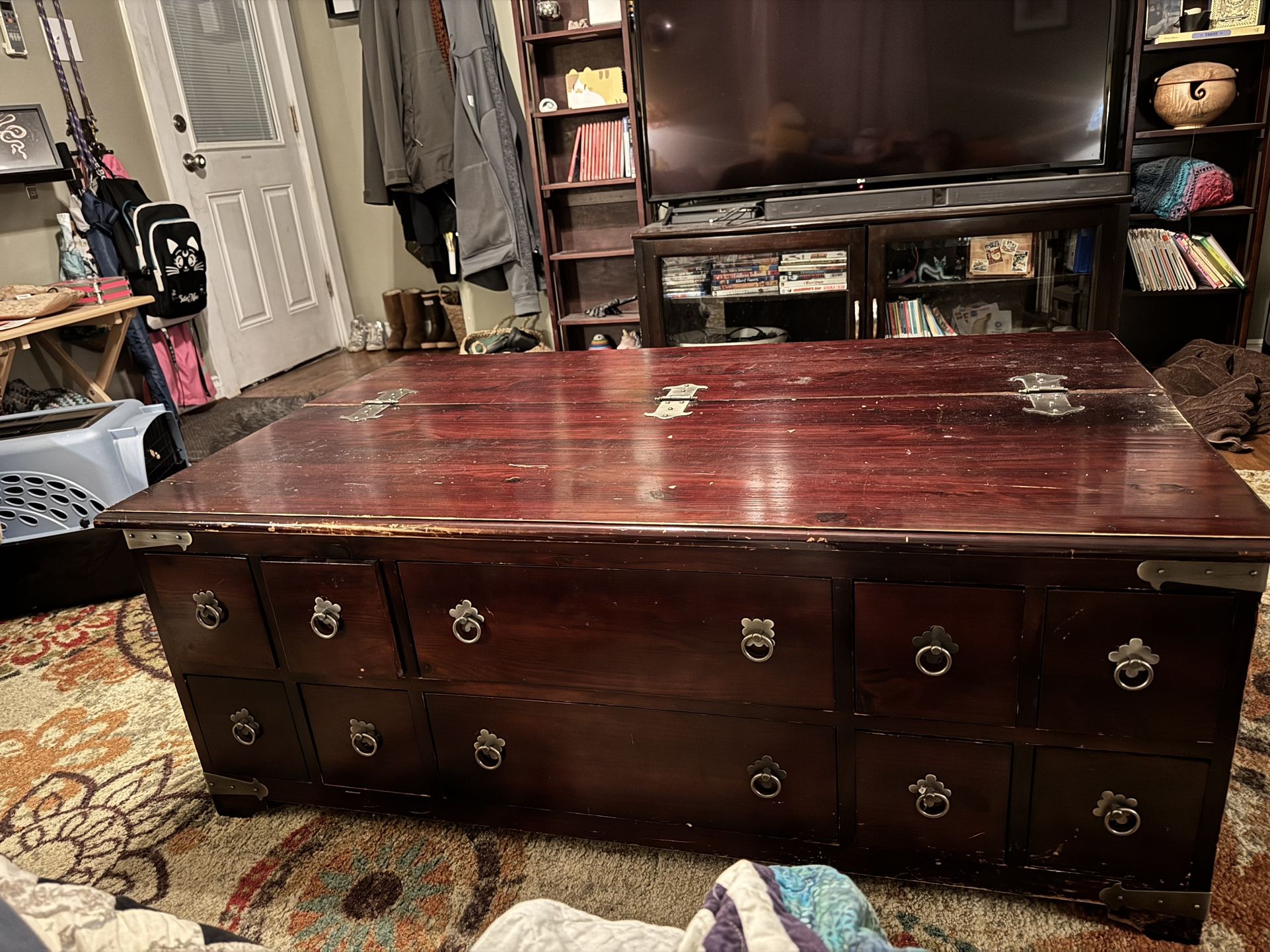 Free Large Coffee Table With Storage