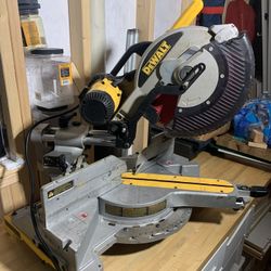 Dewalt Chop Saw 12 Inch