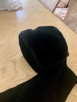 Knit hat with faux fur