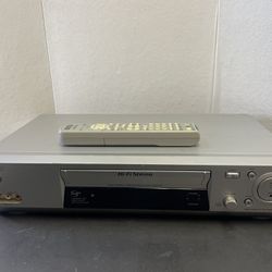 Sony VCR VHS Cassette Player 4 Head Hi-Fi Stereo SLV-N88 with Remote - Tested