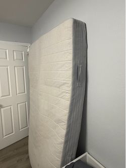 Queen Matress - $30