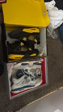 Jordan 4 retro yellow thunder and military blue