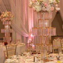  Chandelier Centerpieces 