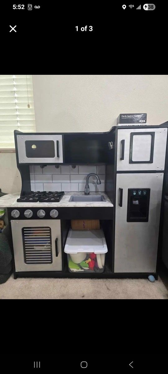 Kids Play Kitchen