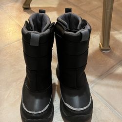 Kids Winter Boot Size 11