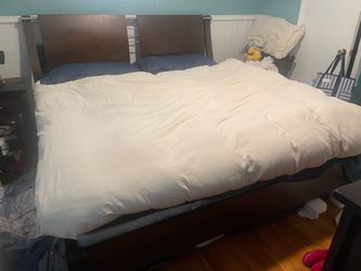 Kings size bed frame & box springs