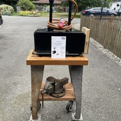 Simond 2 Burner Propane Forge. New $200.