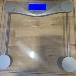 Etekcity Digital Glass Bathroom Scale – 400 lb Capacity