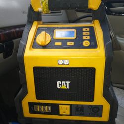 3-in-1 1000 Amp CAT Power Station with Jump Starter & Compressor