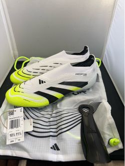 Adidas Predator Elite soccer cleats size 10.5