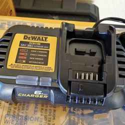 DEWALT CHARGER 6 AMP⚡️ new