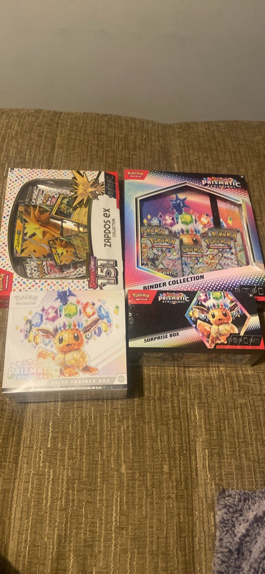Pokémon Prismatic Bundle