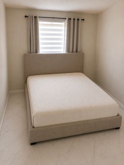 Queen bed