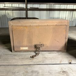 Vintage Craftsman Metal Toolbox 