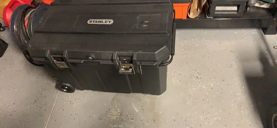 Mobile storage chest 50 gallon