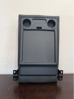 G8 Gt rear upper middle seat