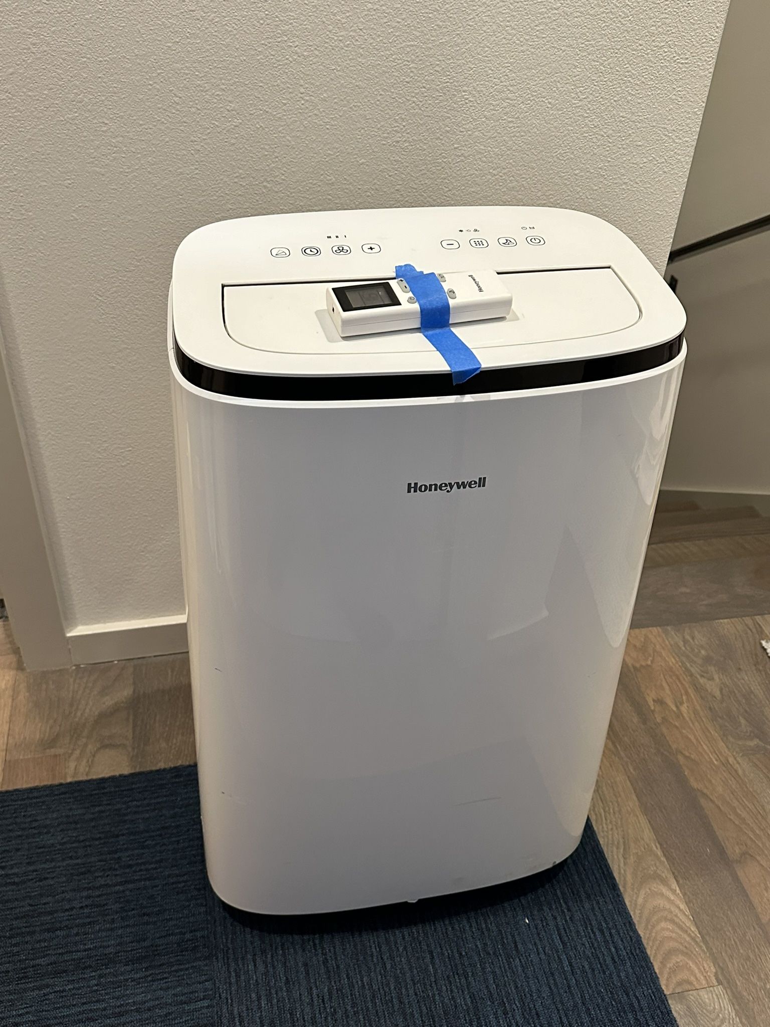 Honeywell Portable Air Conditioner (AC) Unit - 15,000 BTU for Sale in ...