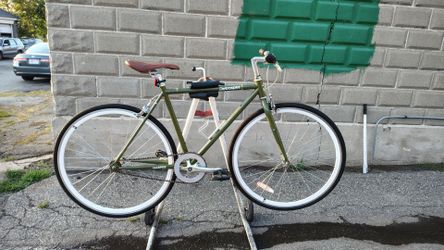 RETROSPECT HARPER FIXIE CITY COMMUTER BIKE.