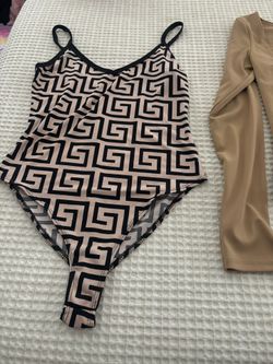Size Small Tops 