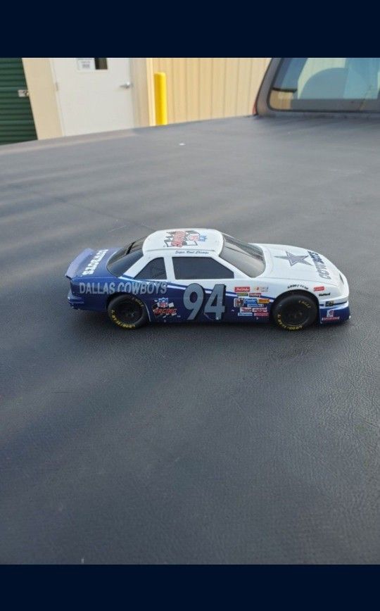 Dallas Cowboys Nascar Bank."CHECK OUT MY PAGE FOR MORE DEALS "