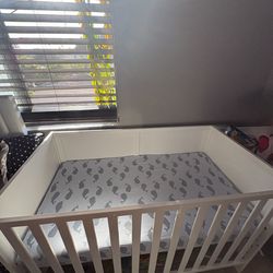 Graco Crib and Mattress