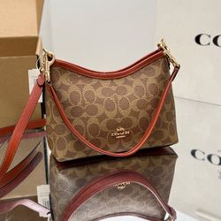 Women's Large Capacity Shoulder Bag
