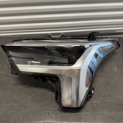 Toyota Sequoia/Tundra 2022-2024 Headlamp | New |