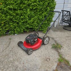 21 " 550 Ex Series BRIGG & STRATTON LAWN MOWER 