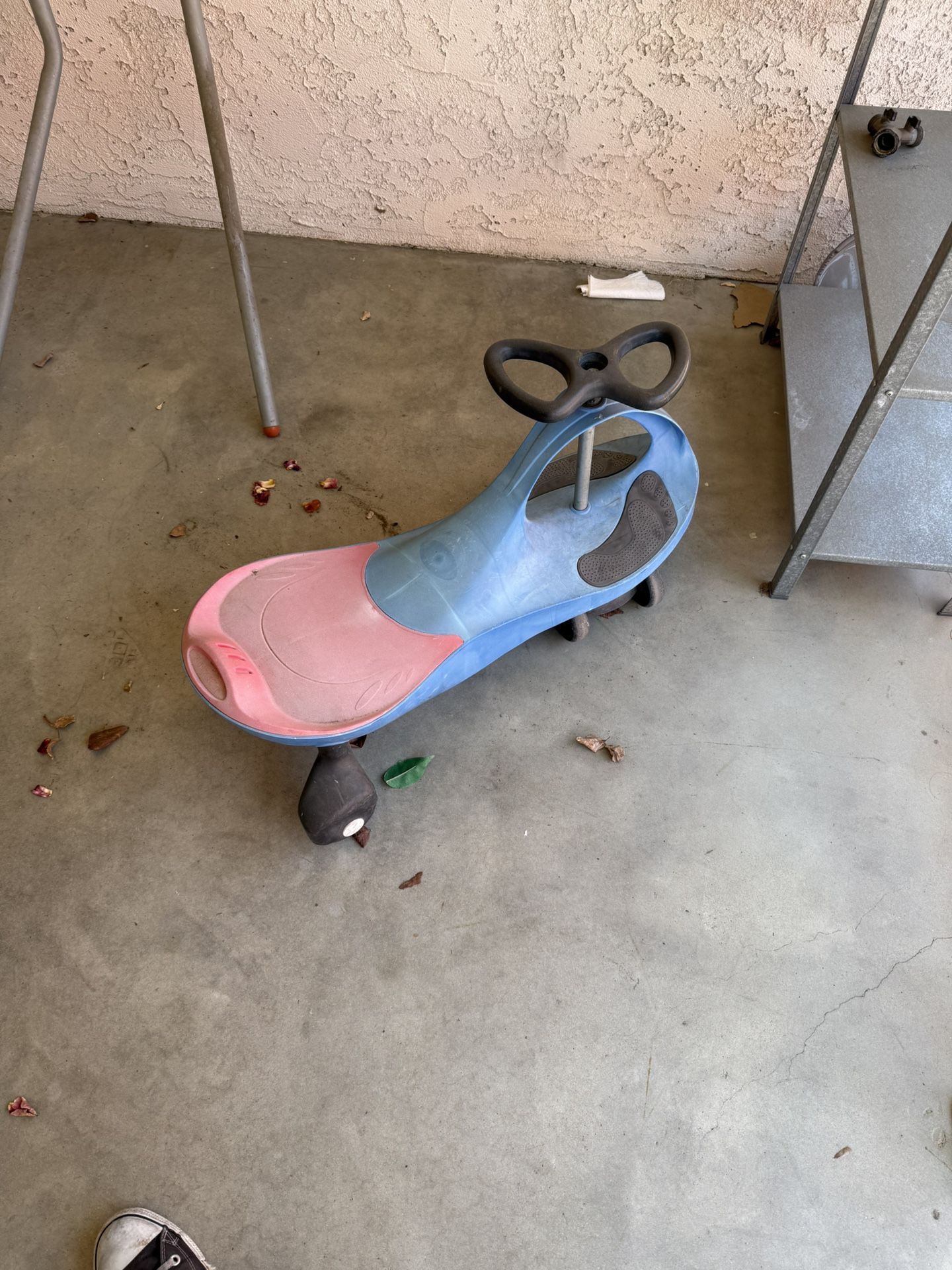Children’s Sitting Scooter