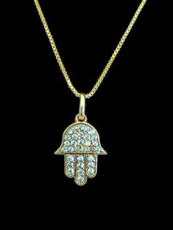 14k yellow gold Hamsa Sapphire Pendant
