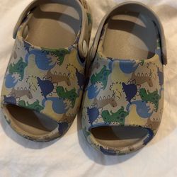 Kids sandals