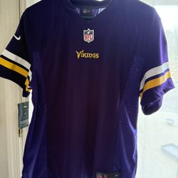 Nike On Field Women’s Minnesota Vikings Jersey. NWTs
