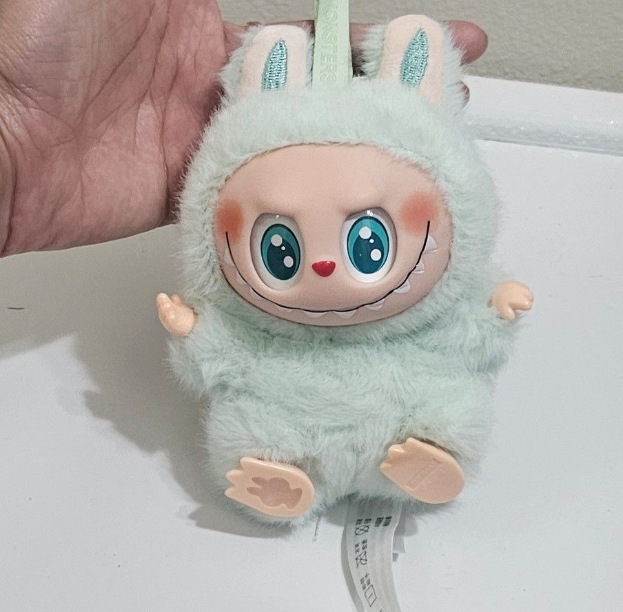Labubu Have a Seat Vinyl Face toy Ququ Toy Keychain Green Gift