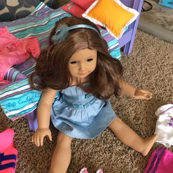 AMERICAN GIRL Doll w/ accessories