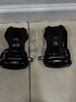 Venzo Bike Pedals with Toe Clips