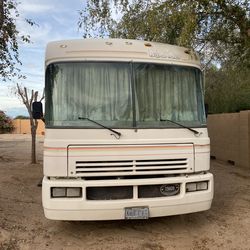 1991 Fleetwood Bounder RV