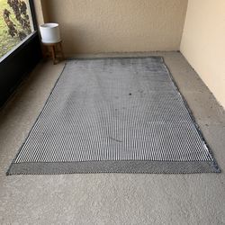 5x8 West Elm Outdoor Rug