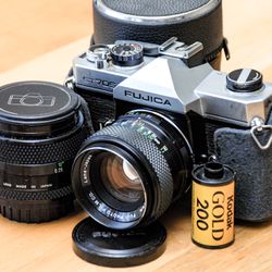 Fujica / Fujifilm 35mm Film Camera
