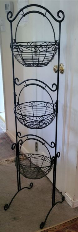 Black Metal 3 basket stand