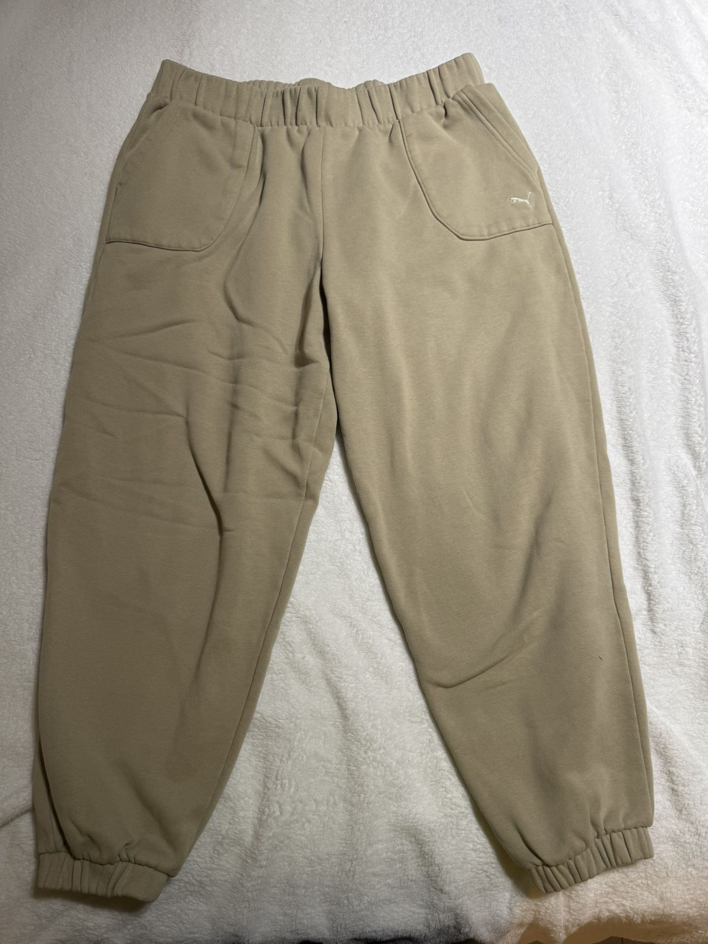 Men’s Puma Sweatpants Large Beige
