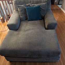 FREE 3 Couch Set