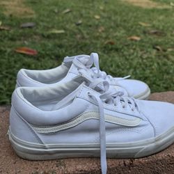 8.5Mens/10Womens White Vans