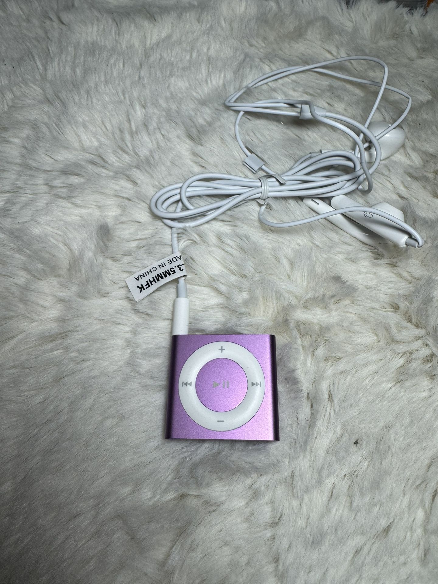 Apple ipod shuffle 4th generation) A1373 read