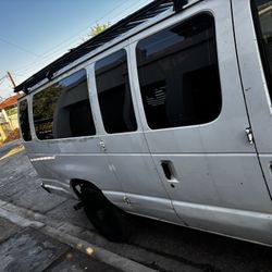 2006 Ford Van