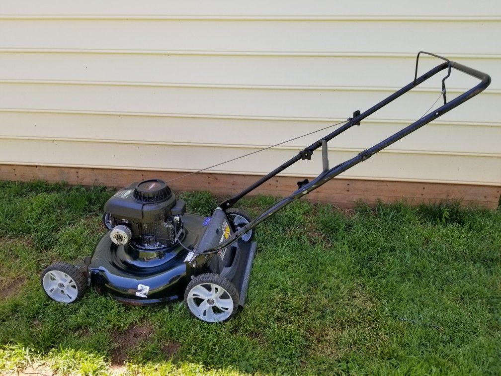 Bolens 21" Push Mower for Sale in Mint Hill, NC OfferUp