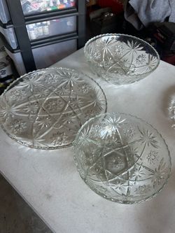 Glass serving platter/bowls