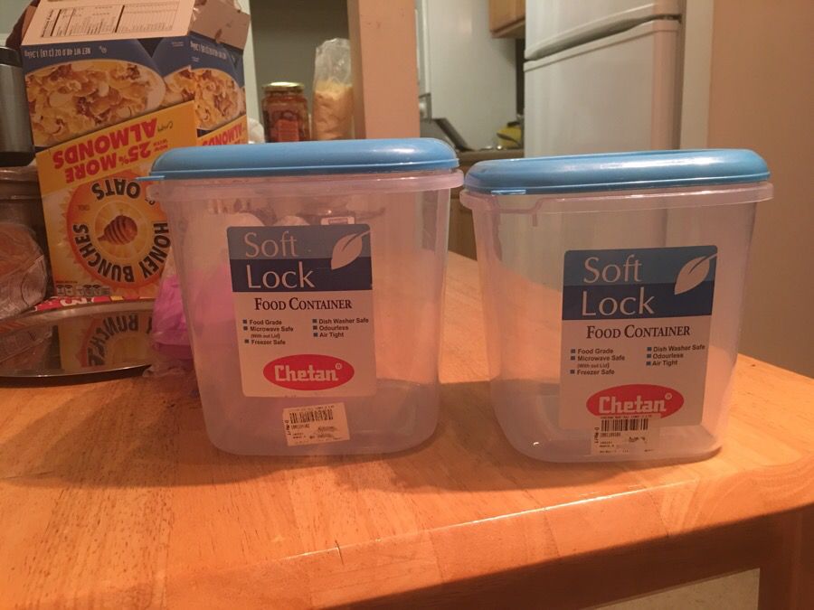 kichen food storage containers $1 each
