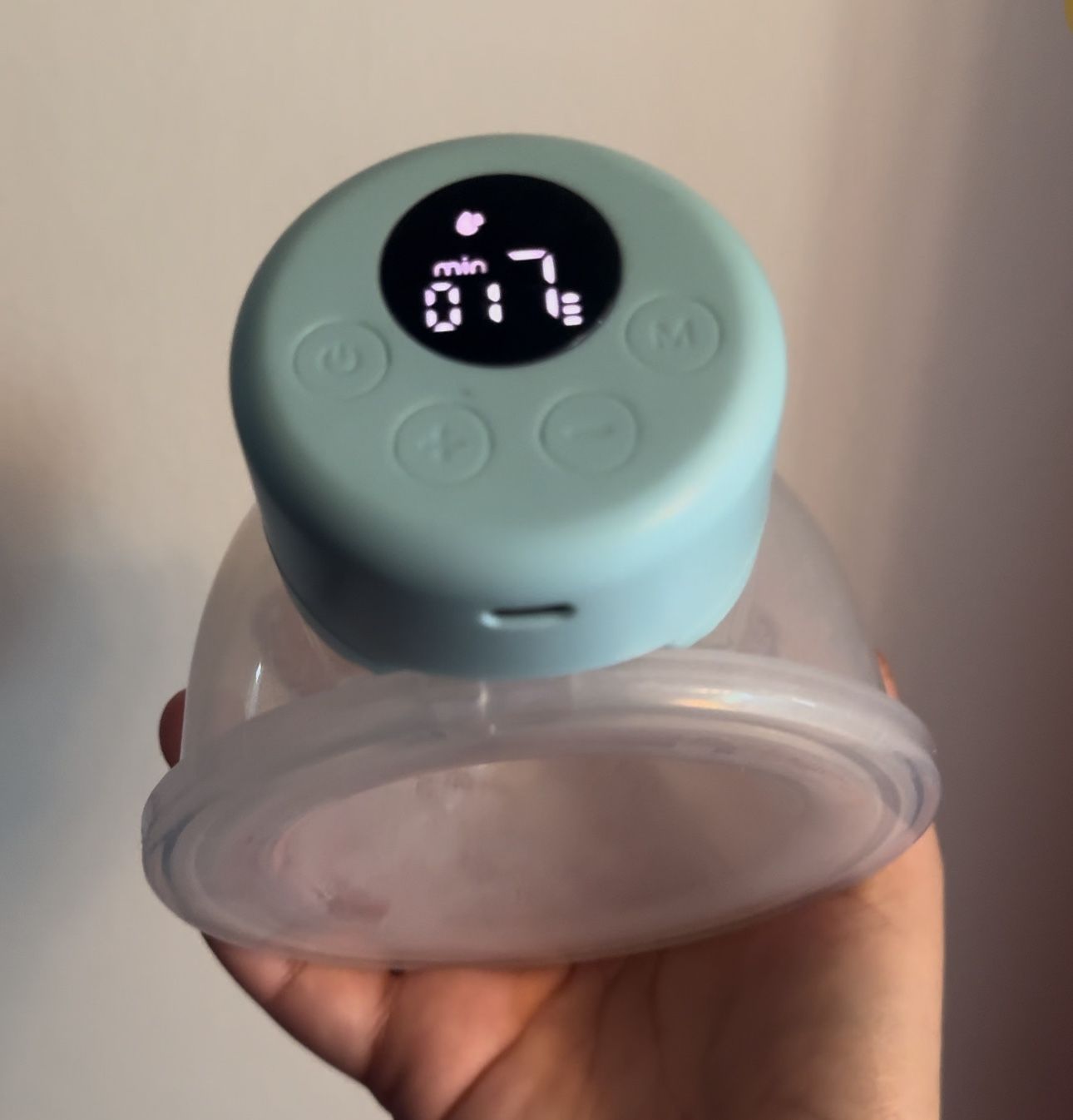 Tstrete breastpump Wearable  