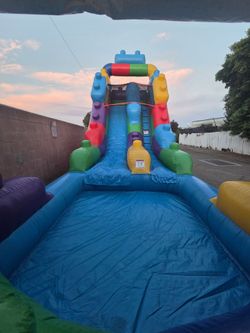Inflatable Water Slide with Pool