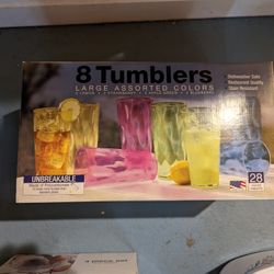 8 pack new plastic tumblers